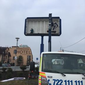 světelná reklama billboardy